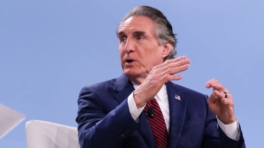  深层解密：美方百亿黄金跨国流转背后的多重博弈 新闻 深层解密：美方百亿黄金跨国流转背后的多重博弈 新闻 深层解密：美方百亿黄金跨国流转背后的多重博弈 新闻