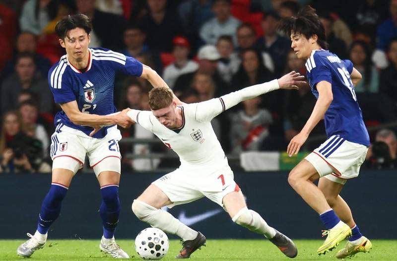  焦虑与困境：英超新星的身价泡沫与竞技滑坡 体育新闻