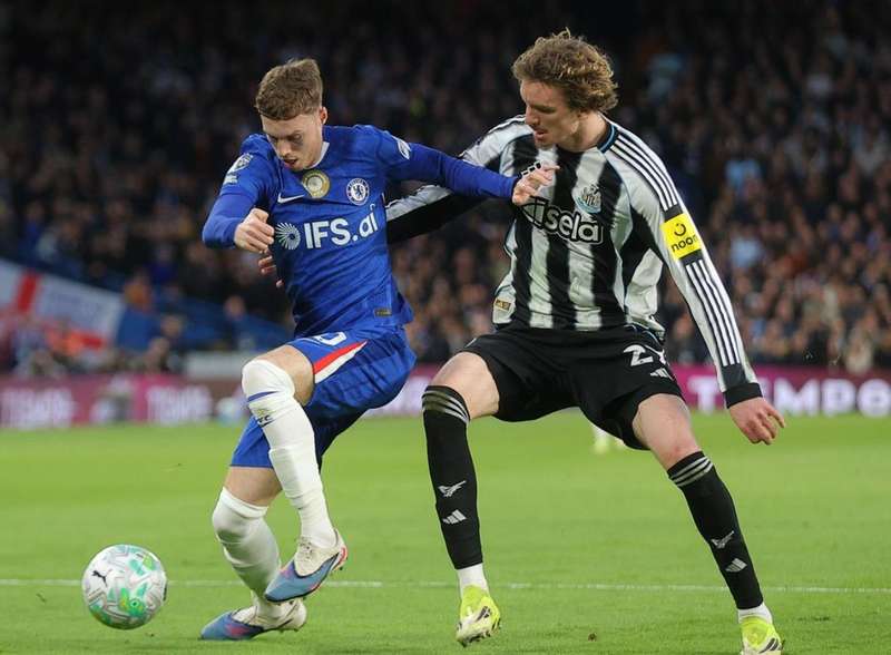  焦虑与困境：英超新星的身价泡沫与竞技滑坡 体育新闻