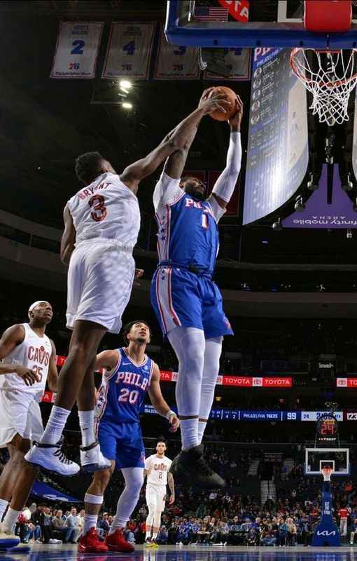  费城管理层与决策者：关于内线核心阵容优化的实操策略 体育新闻