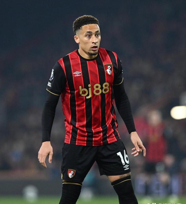  英超核心流失背后的诡异迷局：为何小球会总能绝处逢生？ 体育新闻