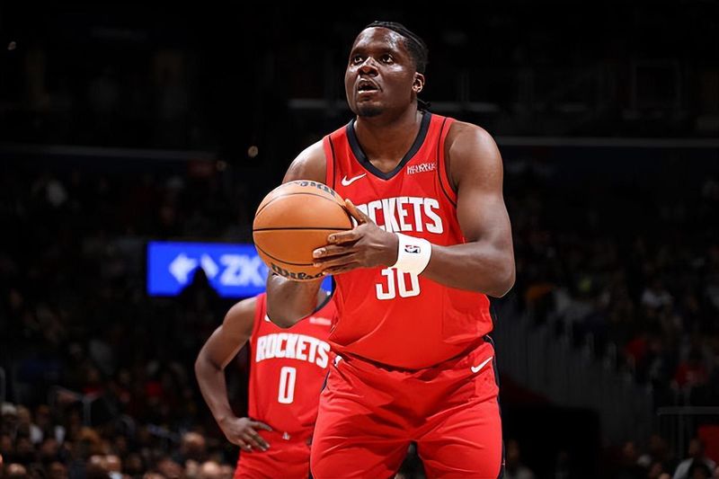  护框效率联盟前三，火箭却在收官阶段将他按在替补席？数据不会说谎 体育新闻